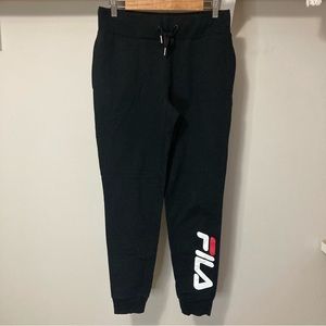 Women’s FILA Black jogger sweatpants, size medium, joggers fall winter